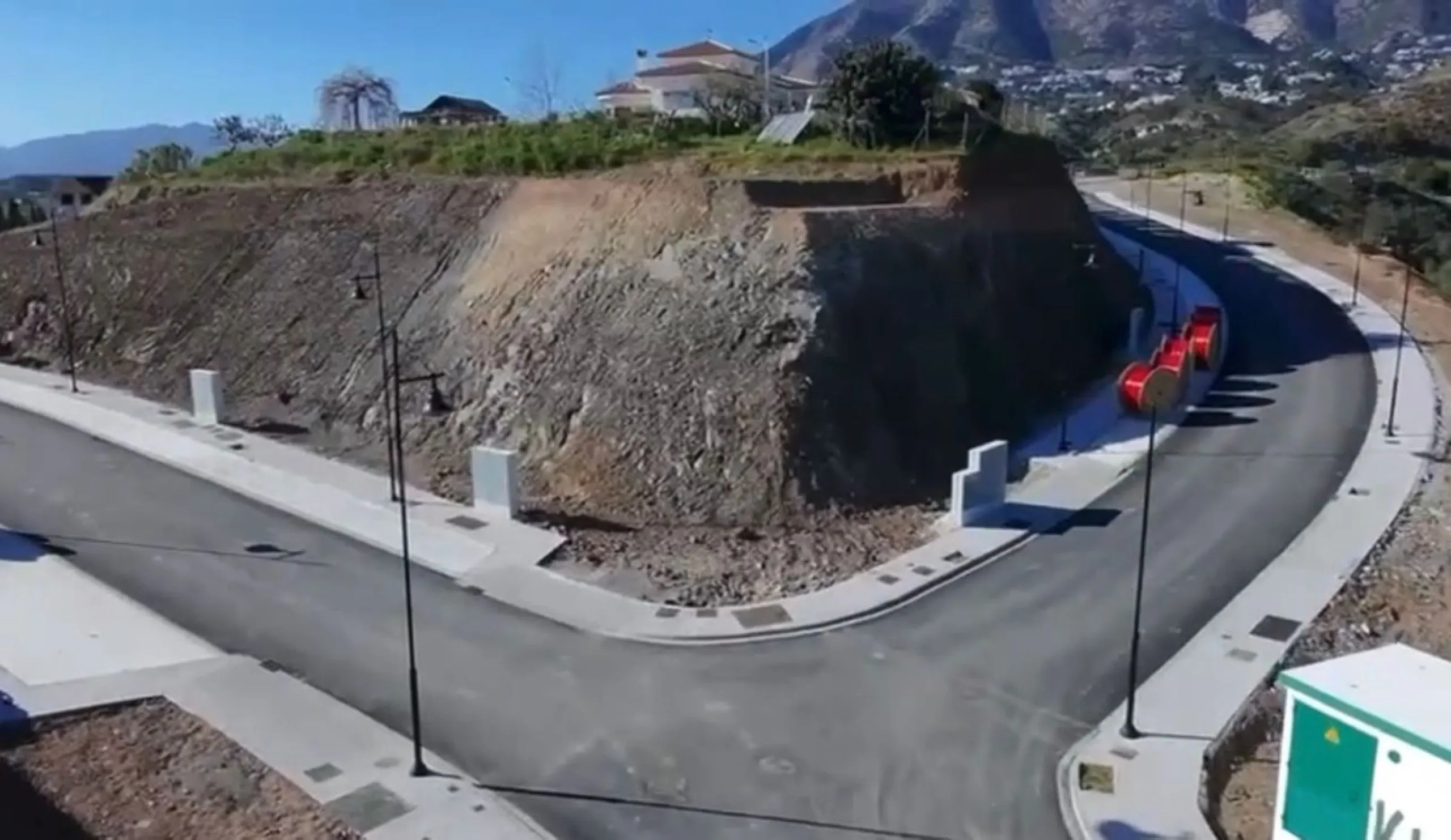 Amazing opportunity for investors. Residential Plot for Sale in Torreblanca Fuengirola , less than one km from the prestigious El Higeron area..