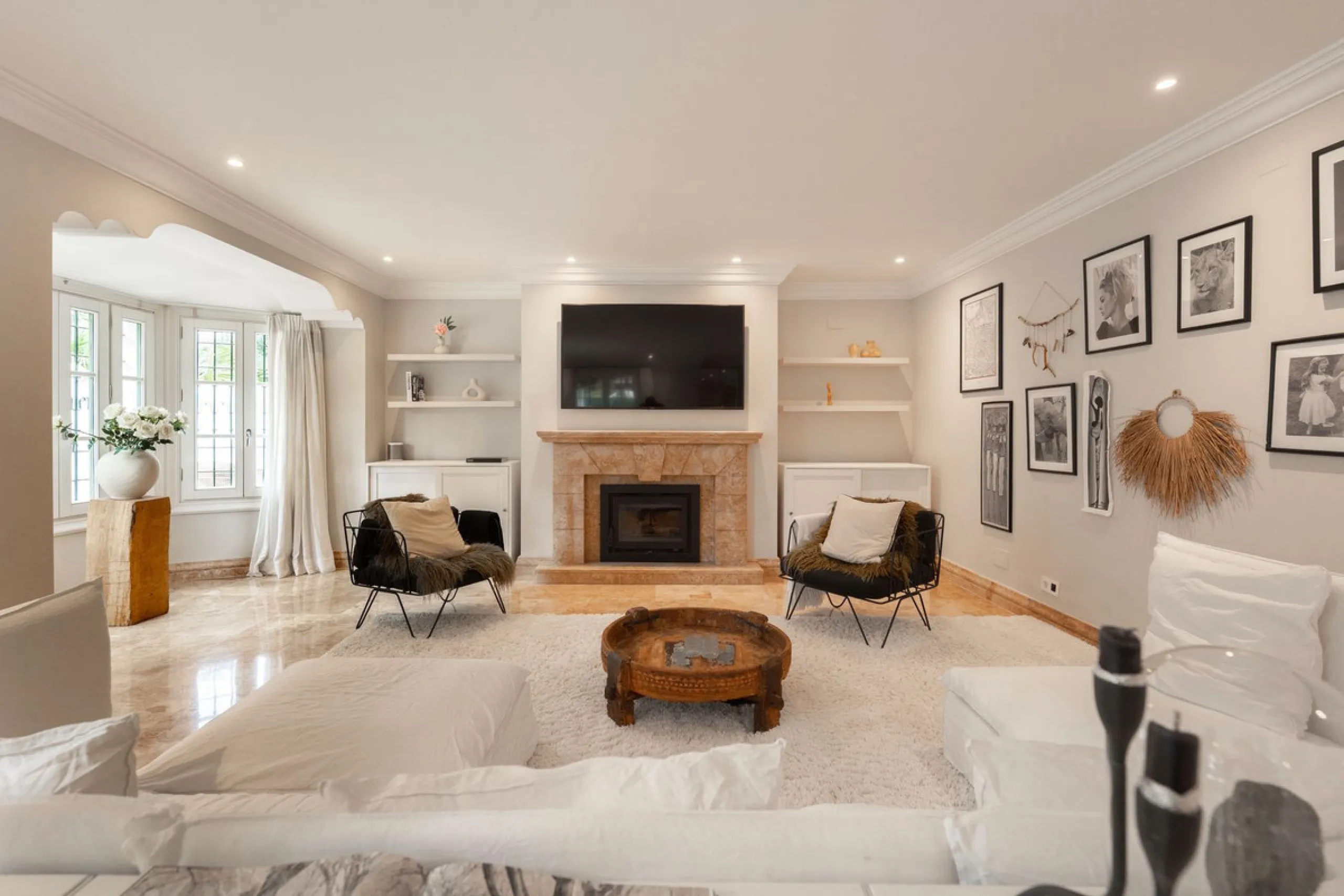 Exclusive Detached Beachside Villa - renovated in 2021