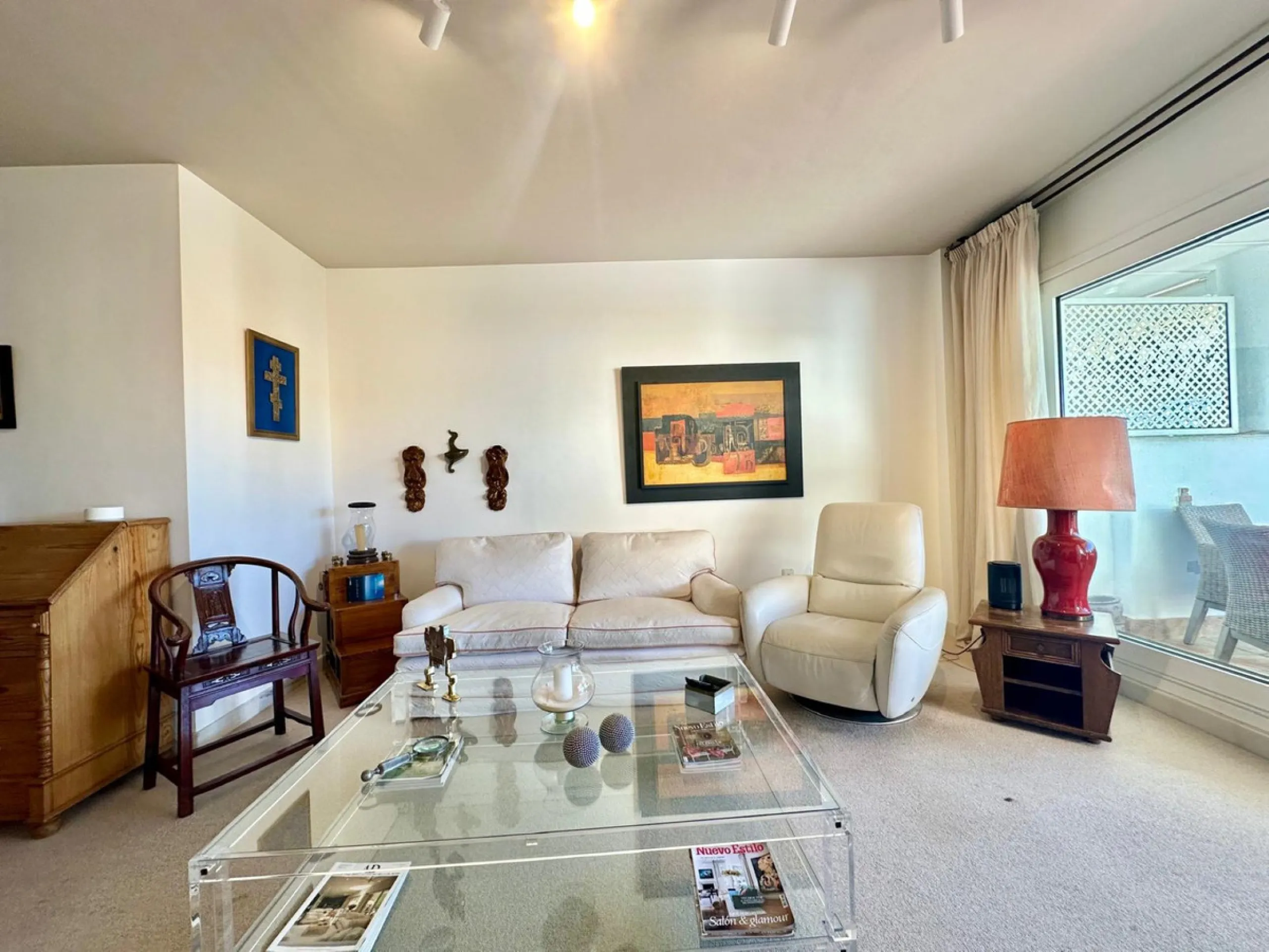 Apartment - Middle Floor Apartment в продаже в Marbella, Málaga. В доме 2 спален и 2 ванных комнат. Площадь дома 117 м²