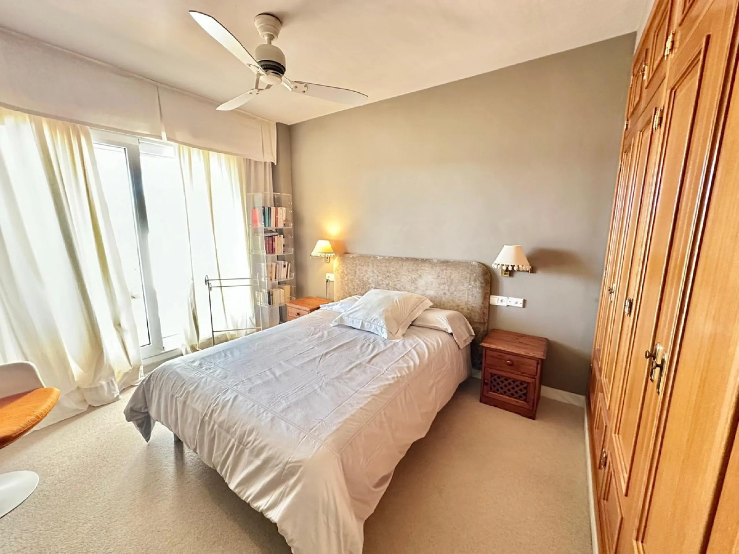 Apartment - Middle Floor Apartment в продаже в Marbella, Málaga. В доме 2 спален и 2 ванных комнат. Площадь дома 117 м²