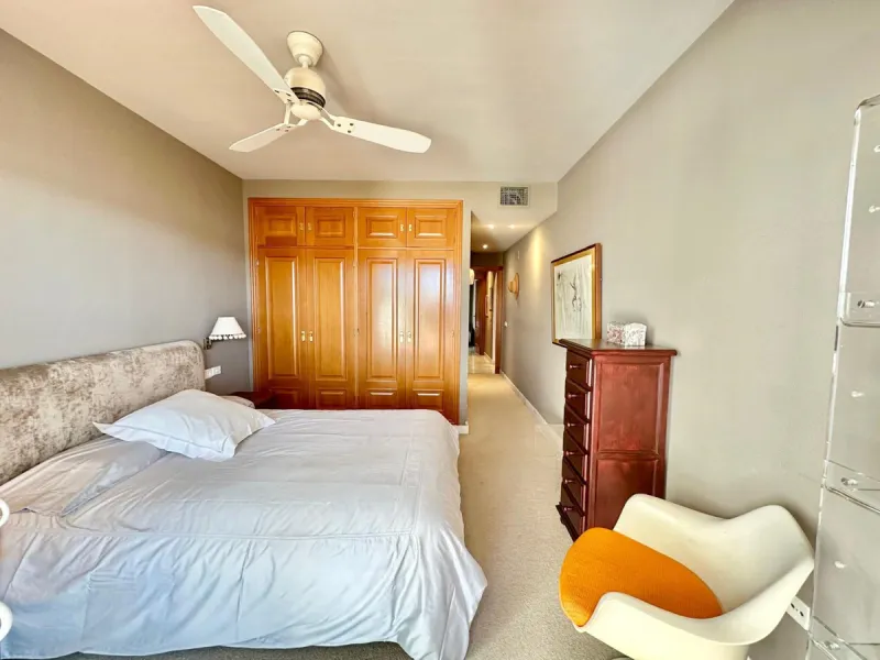 Apartment - Middle Floor Apartment в продаже в Marbella, Málaga. В доме 2 спален и 2 ванных комнат. Площадь дома 117 м²