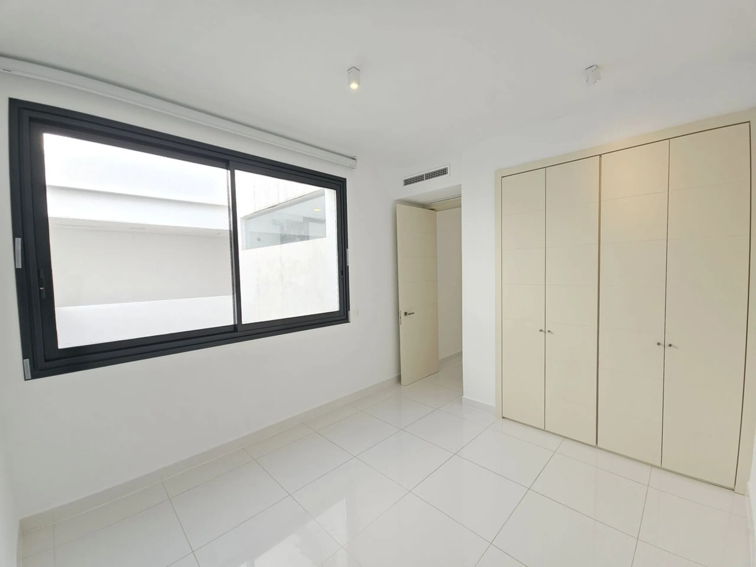 2-Bedroom Penthouse Apartment with stunning Sea and golf Views for Sale