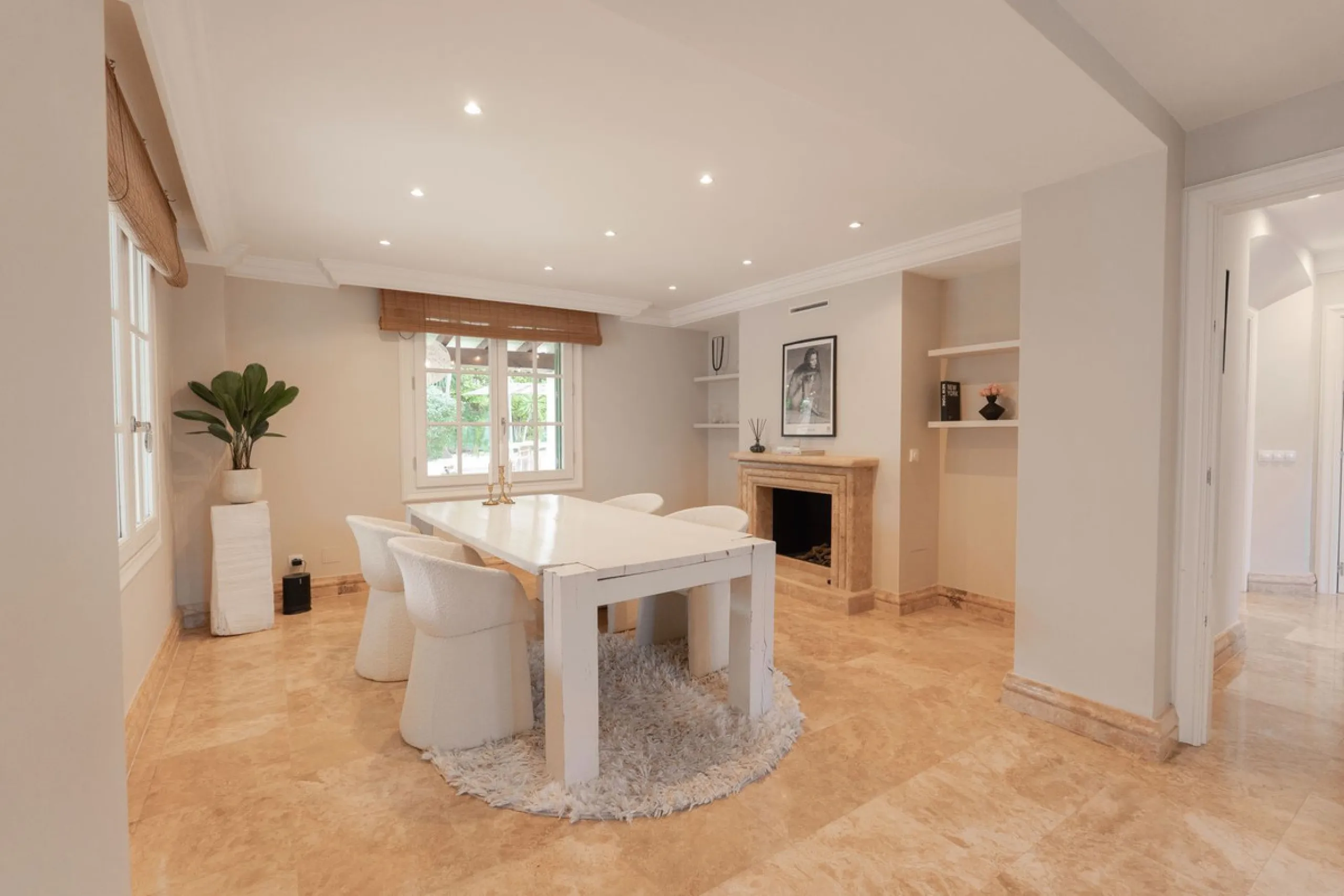 Exclusive Detached Beachside Villa - renovated in 2021