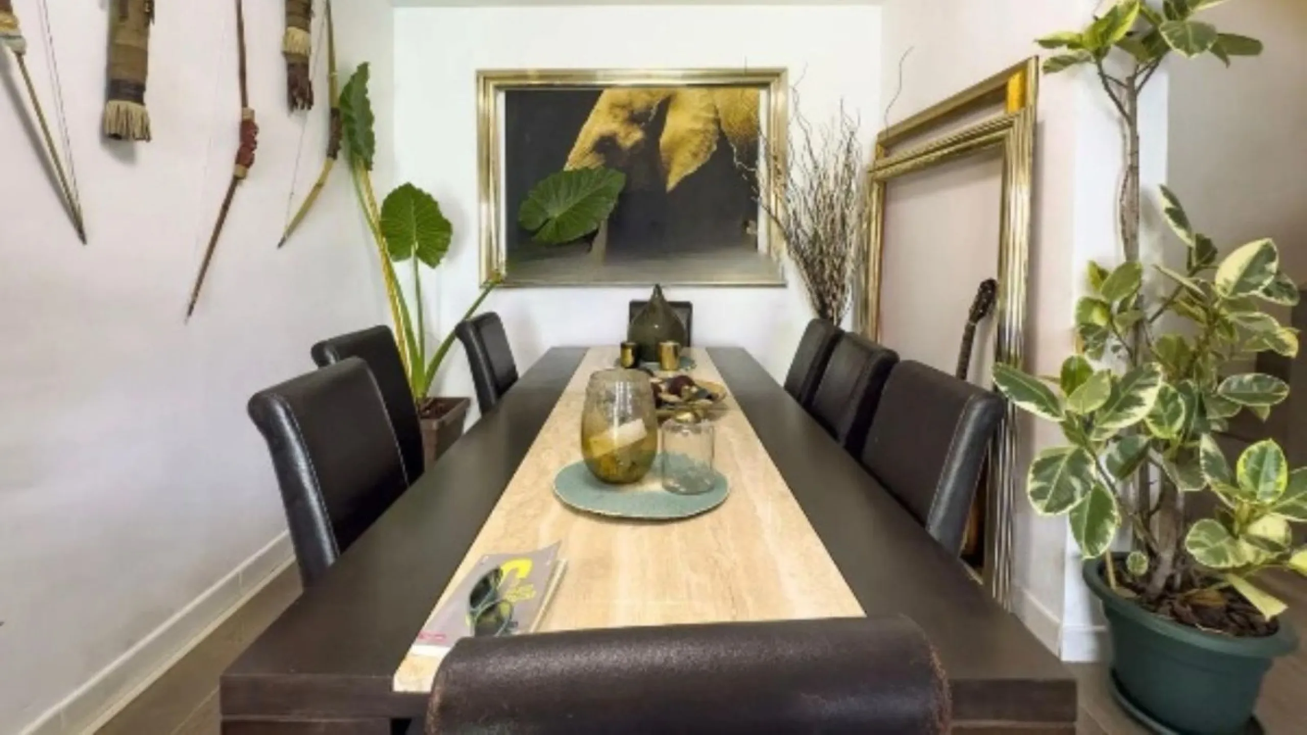 House - Semi-Detached House в продаже в Estepona, Málaga. В доме 3 спален и 2 ванных комнат. Площадь дома 292 м²