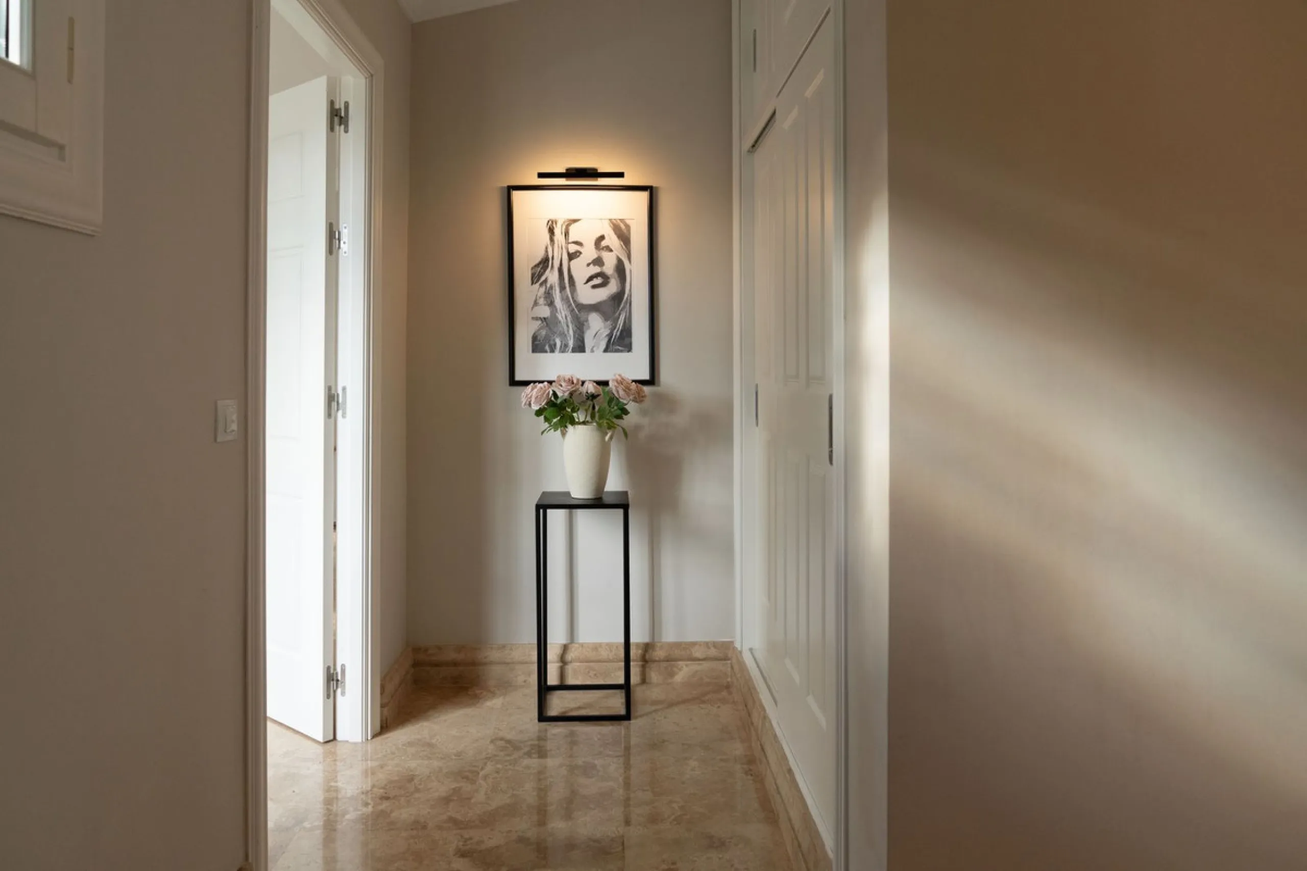 Exclusive Detached Beachside Villa - renovated in 2021