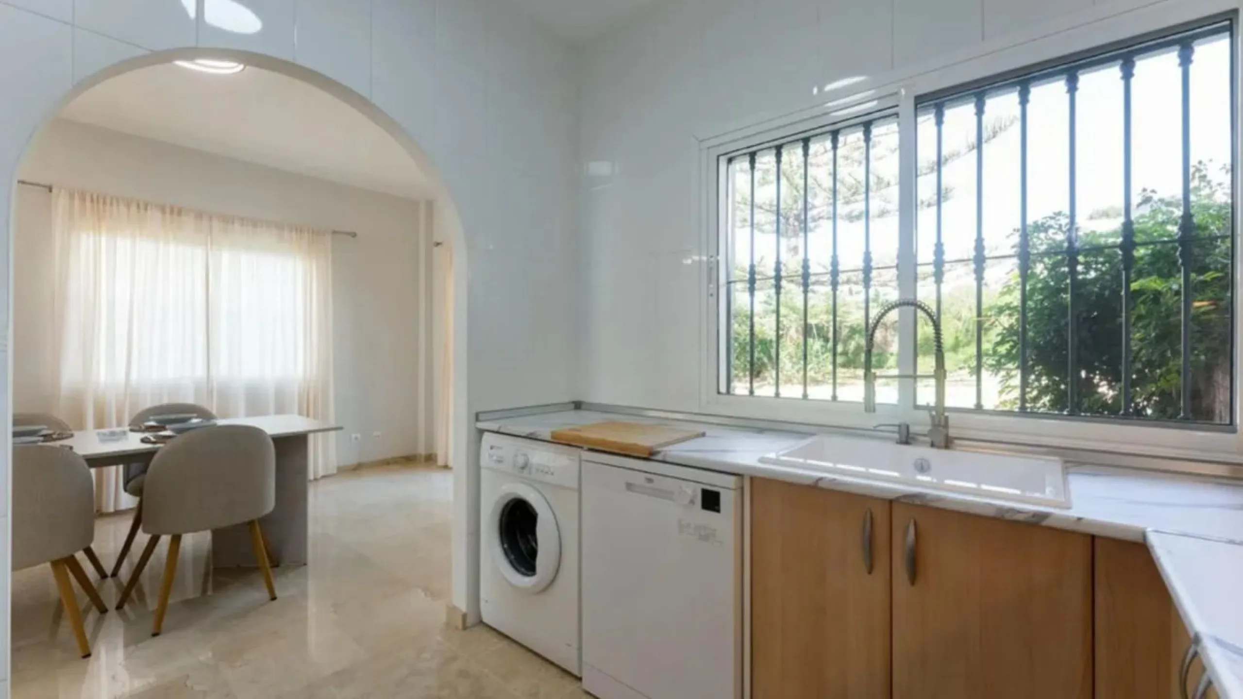Exclusive corner semi-detached villa with sea views located in the prestigious Urbanización Artola Alta, in the sought-after area of Artola – Cabopino, Marbella, on the renowned Costa del Sol. A rare opportunity in one of Marbella's most desirable locatio