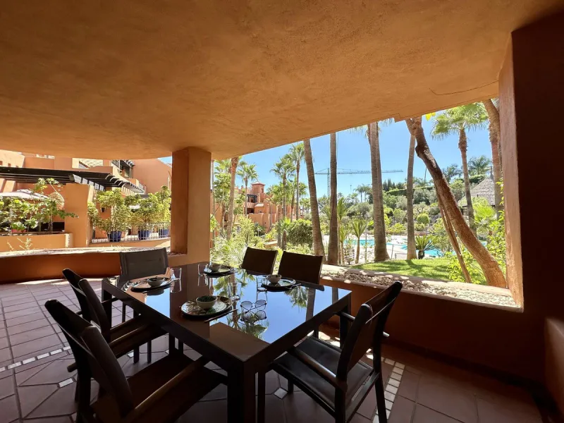 Discover this stunning 3-bedroom, 2-bathroom apartment located in the heart of Nueva Andalucia. Perfectly positioned close to top amenities, including renowned golf courses, schools, beaches, restaurants, and shops, this apartment offers a prime location 
