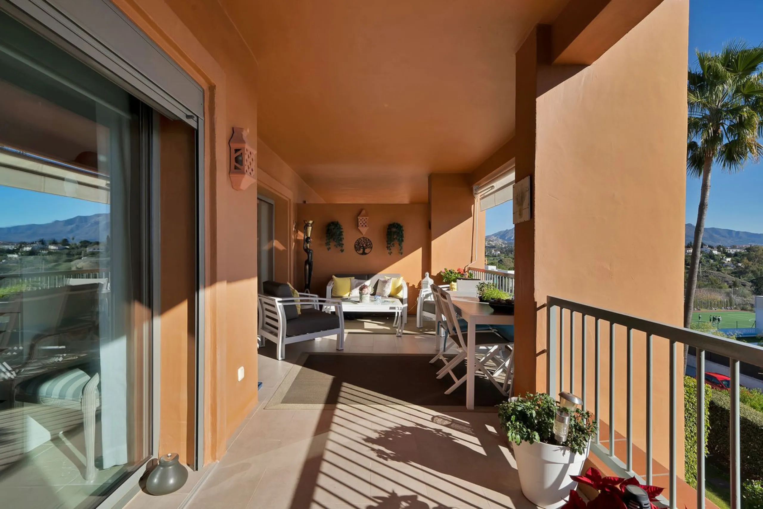 We are proud to present an exceptional opportunity in one of Estepona's most desirable gated communities: Benatalaya in Atalaya.