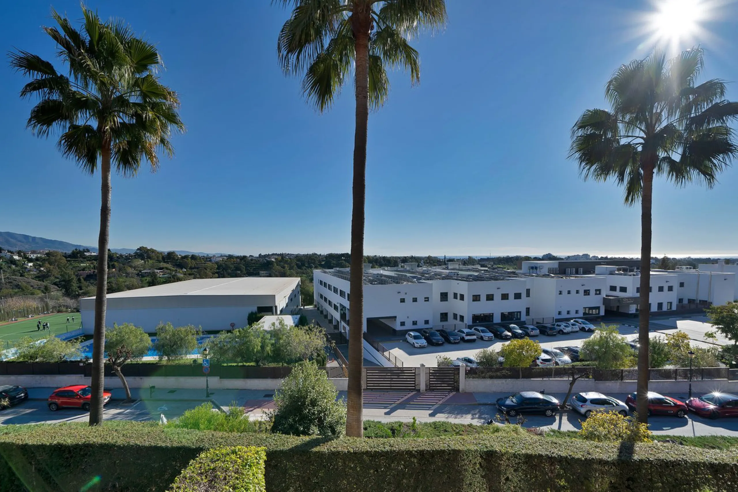 We are proud to present an exceptional opportunity in one of Estepona's most desirable gated communities: Benatalaya in Atalaya.