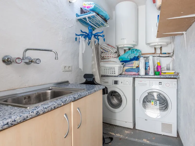 House - Detached Villa в продаже в Benahavís, Málaga. В доме 4 спален и 4 ванных комнат. Площадь дома 235 м². Площадь участка 808 м²