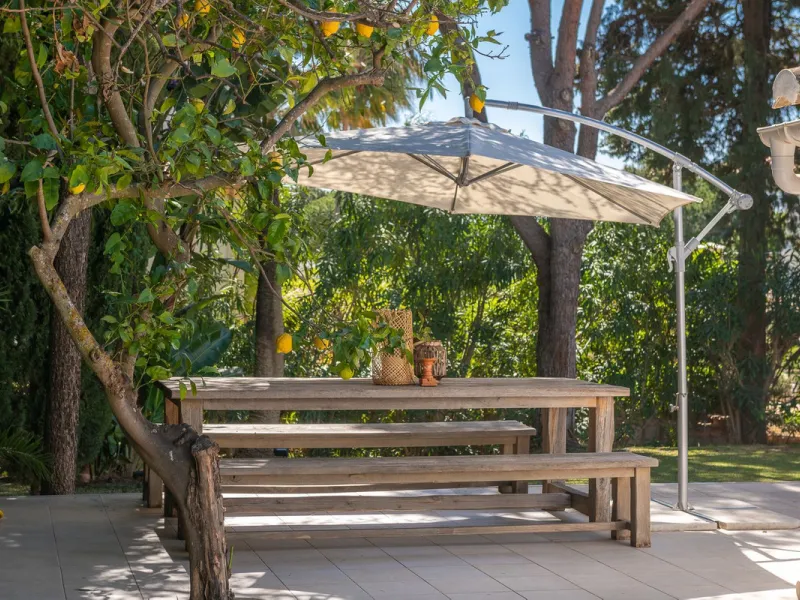 Stunning One-Level Ibiza style Villa in Prestigious Hacienda Las Chapas, Marbella East