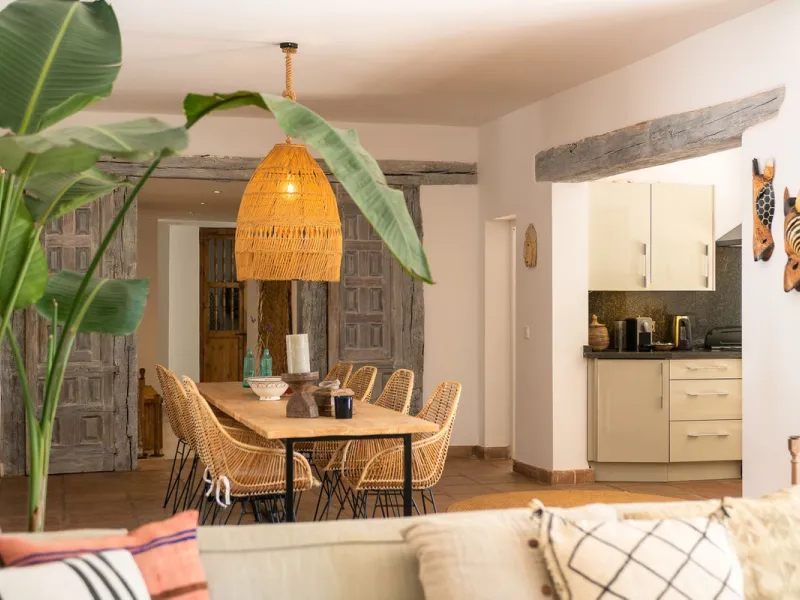 Stunning One-Level Ibiza style Villa in Prestigious Hacienda Las Chapas, Marbella East