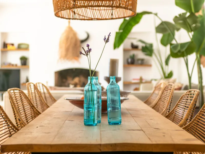 Stunning One-Level Ibiza style Villa in Prestigious Hacienda Las Chapas, Marbella East