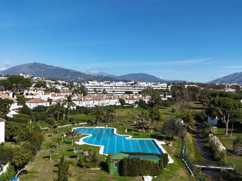 Exclusive Detached Beachside Villa - renovated in 2021