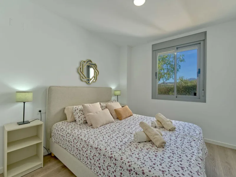 This beautiful ground-floor apartment is located in the highly sought-after Serenity Views in Estepona. Featuring 3 bedrooms, 2 bathrooms (one en-suite), and a spacious open-plan living, dining, and kitchen area, it is perfect for families or those seekin