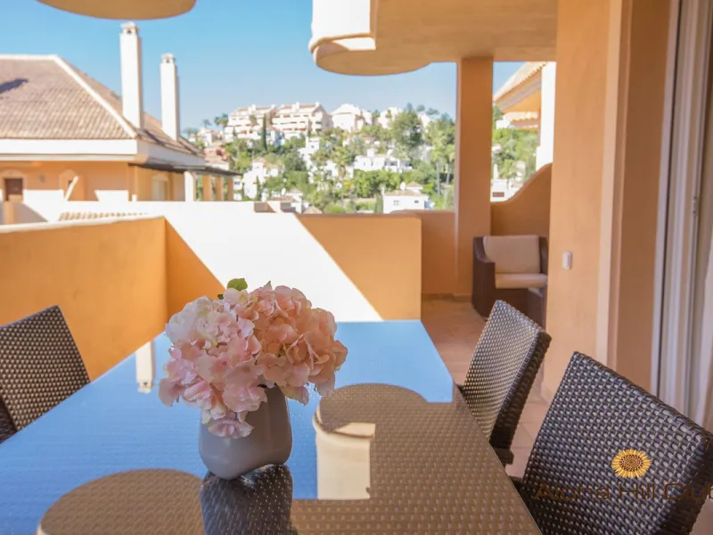 Apartment - Middle Floor Apartment в продаже в Marbella, Málaga. В доме 2 спален и 2 ванных комнат. Площадь дома 88 м²