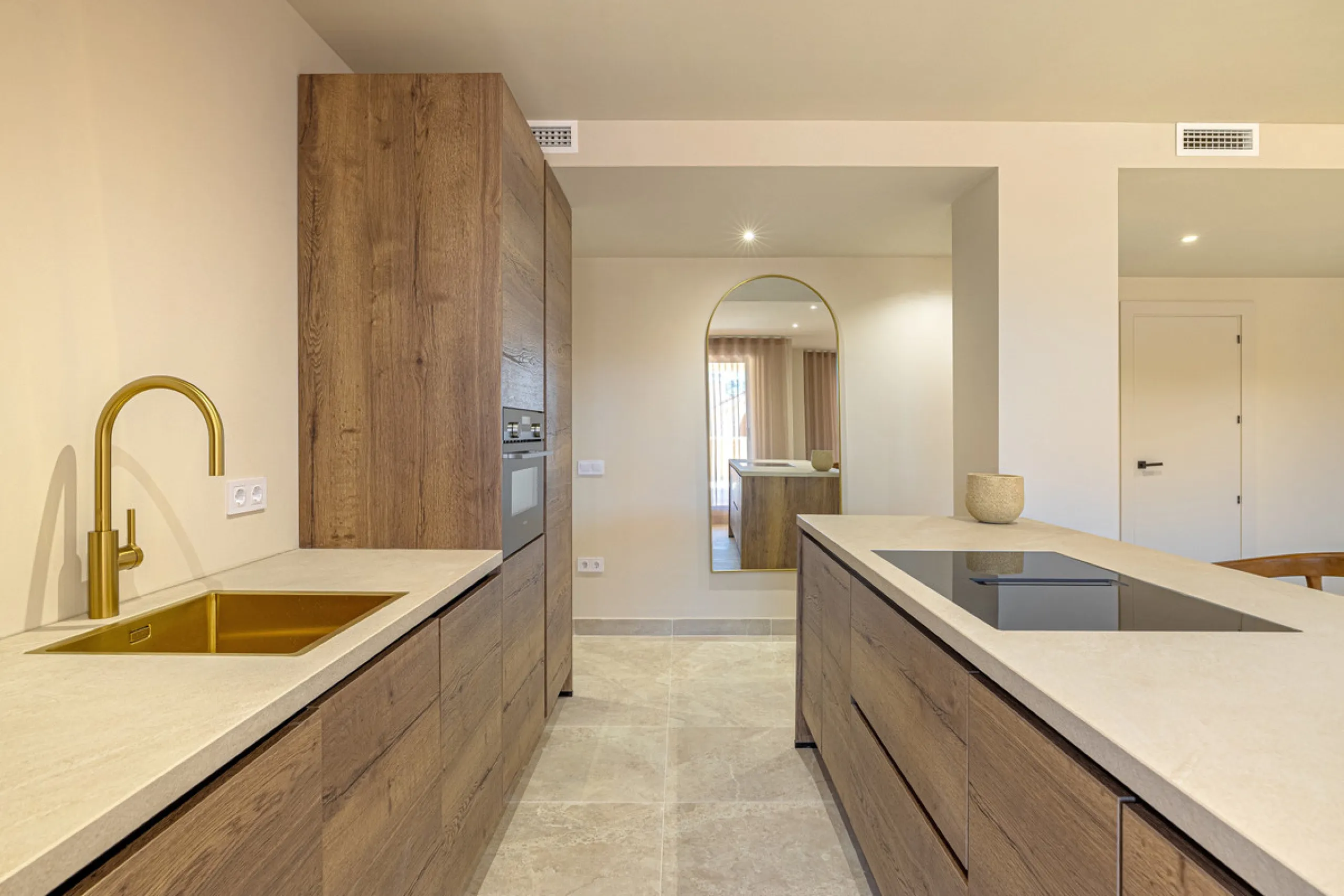 Located in the sought-after community of Las Lomas del Conde Luque, this beautifully positioned 2-bedroom, 2-bathroom apartment offers generous outdoor living, open views, and an unbeatable location close to amenities.