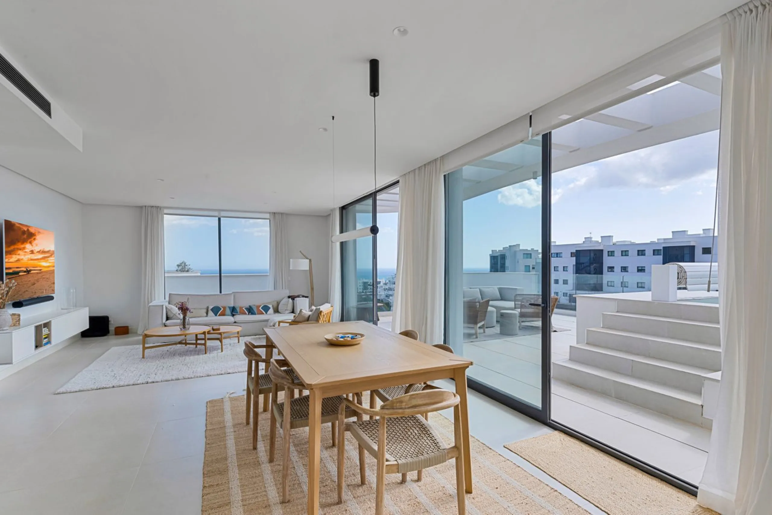 Luxury Penthouse with Panoramic Mediterranean Views – Southwest Orientation