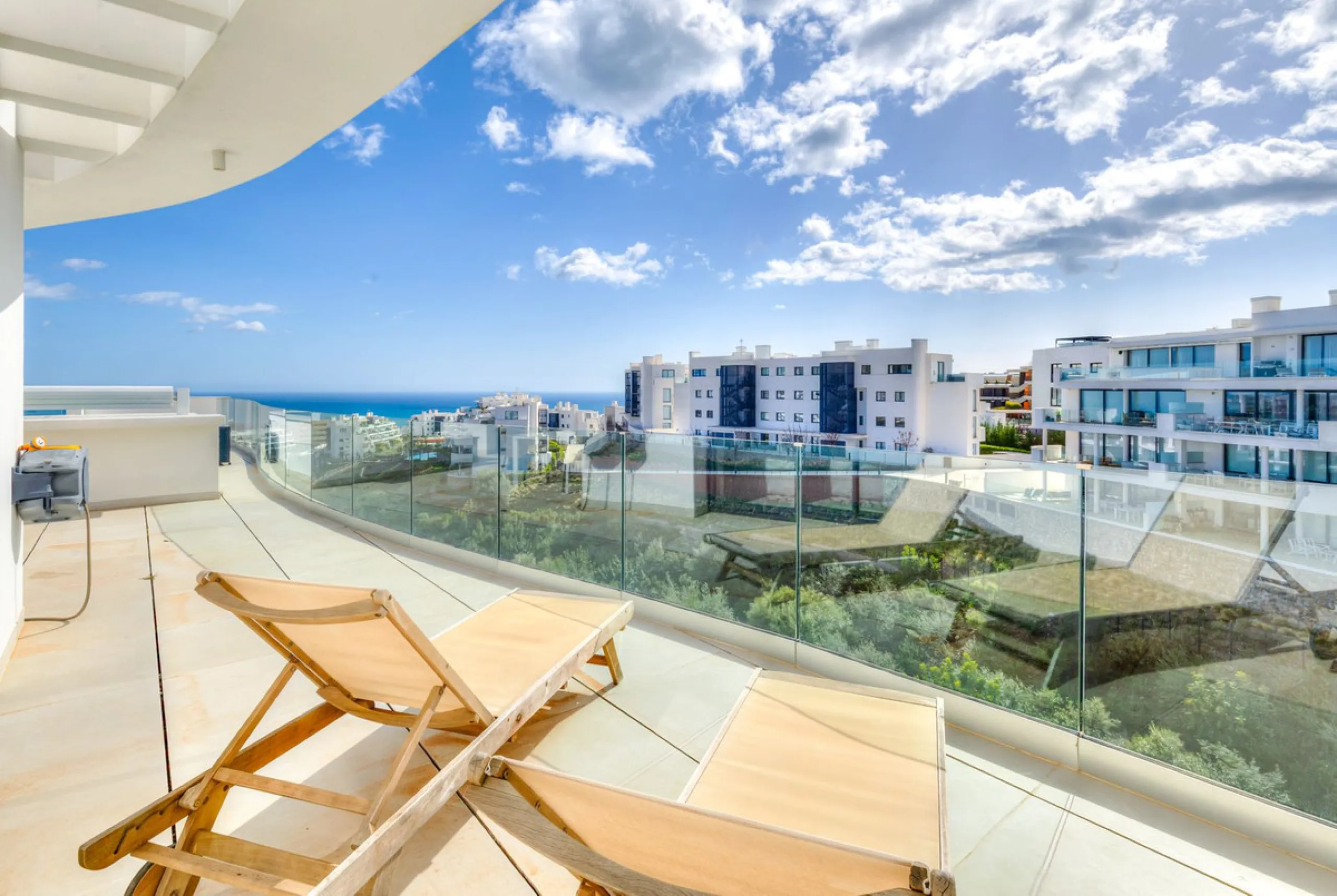 Luxury Penthouse with Panoramic Mediterranean Views – Southwest Orientation