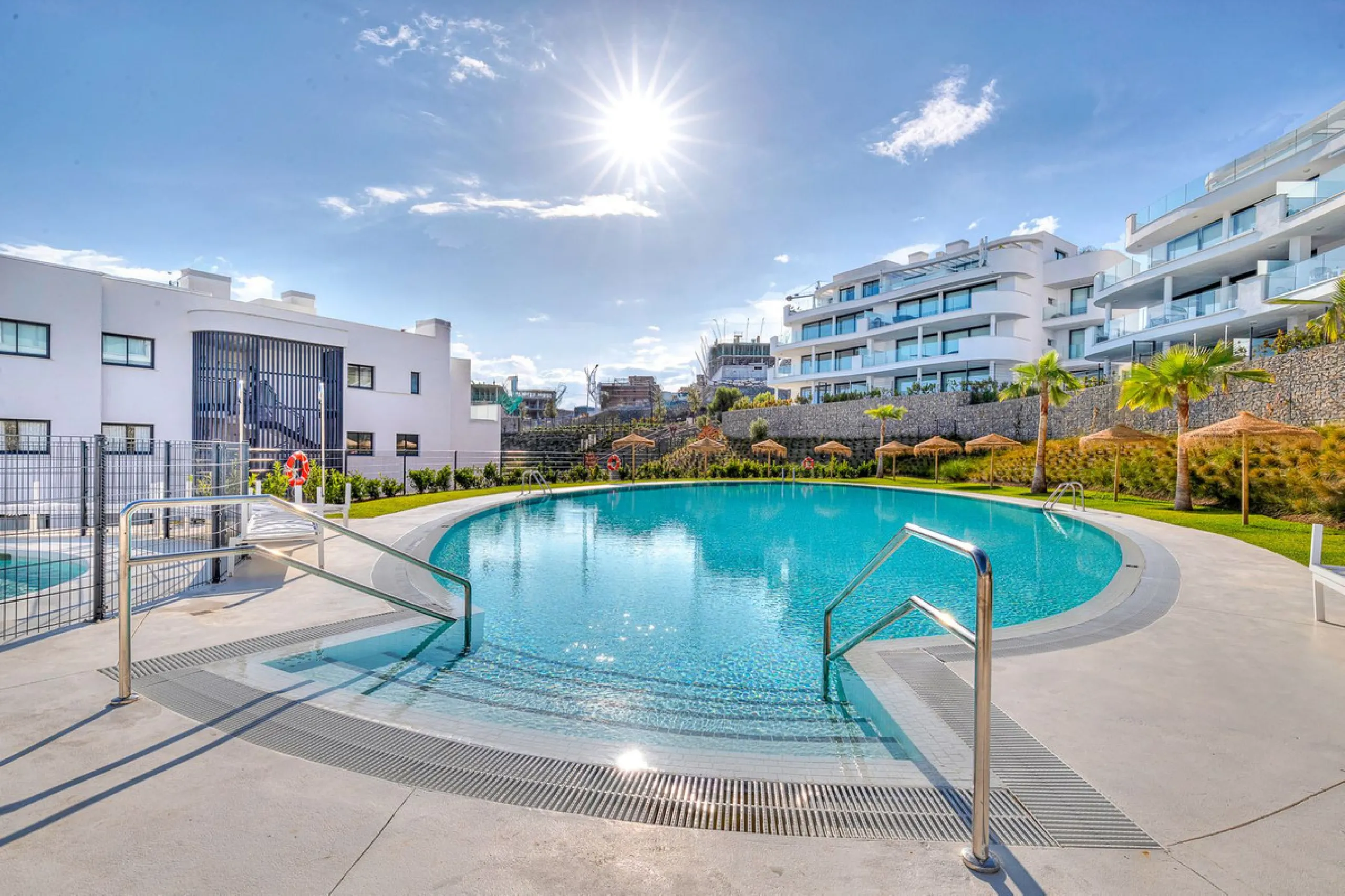 Luxury Penthouse with Panoramic Mediterranean Views – Southwest Orientation