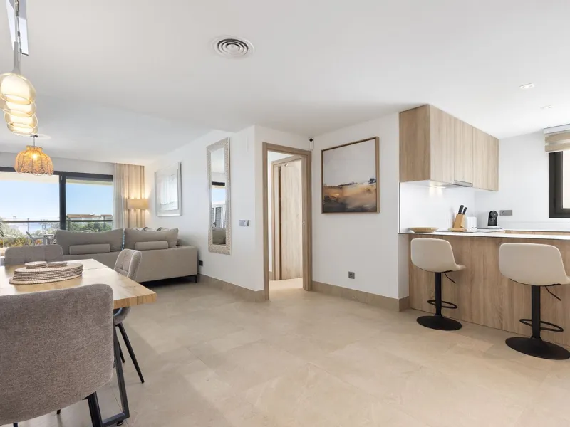 Modern luxury apartment in Solemar, Casares.
