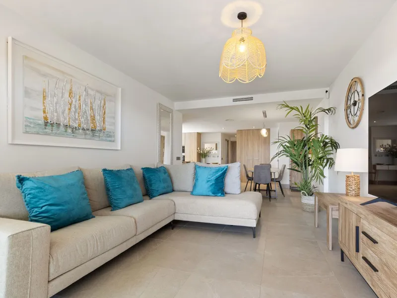 Modern luxury apartment in Solemar, Casares.