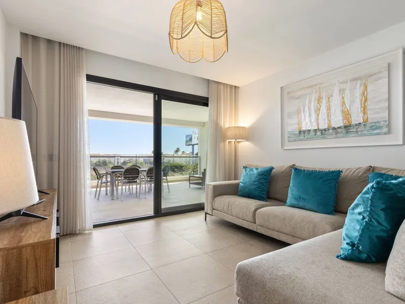Modern luxury apartment in Solemar, Casares.