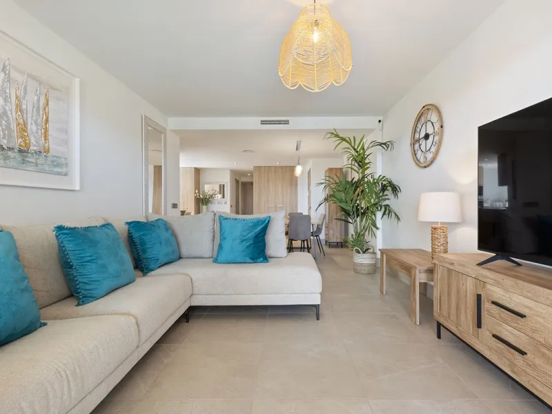 Modern luxury apartment in Solemar, Casares.