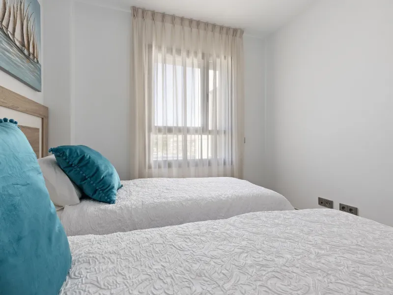 Modern luxury apartment in Solemar, Casares.