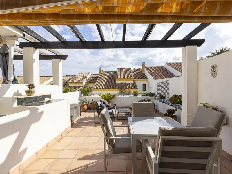 Spacious Beachfront Family Home with Incredible Sea Views and Expansive Terraces.
