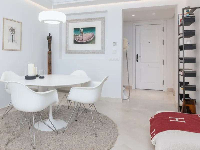 Apartment - Ground Floor Apartment в продаже в Marbella, Málaga. В доме 2 спален и 2 ванных комнат. Площадь дома 100 м²