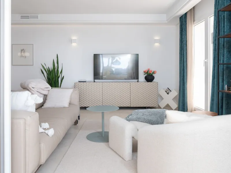 Apartment - Ground Floor Apartment в продаже в Marbella, Málaga. В доме 2 спален и 2 ванных комнат. Площадь дома 100 м²