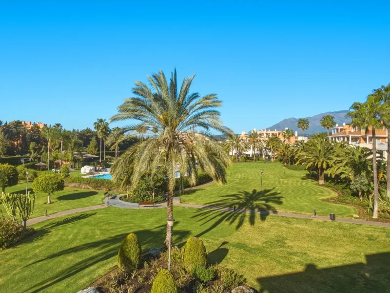 Spacious penthouse in Dunas Green, corner unit.