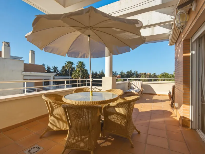 Spacious penthouse in Dunas Green, corner unit.