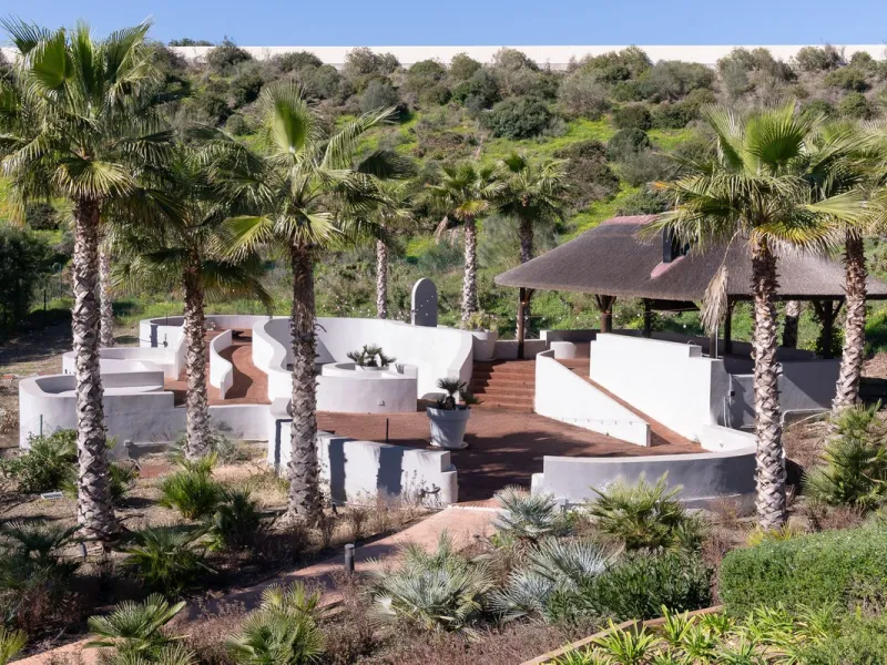 Apartment - Ground Floor Apartment в продаже в Marbella, Málaga. В доме 2 спален и 2 ванных комнат. Площадь дома 100 м²