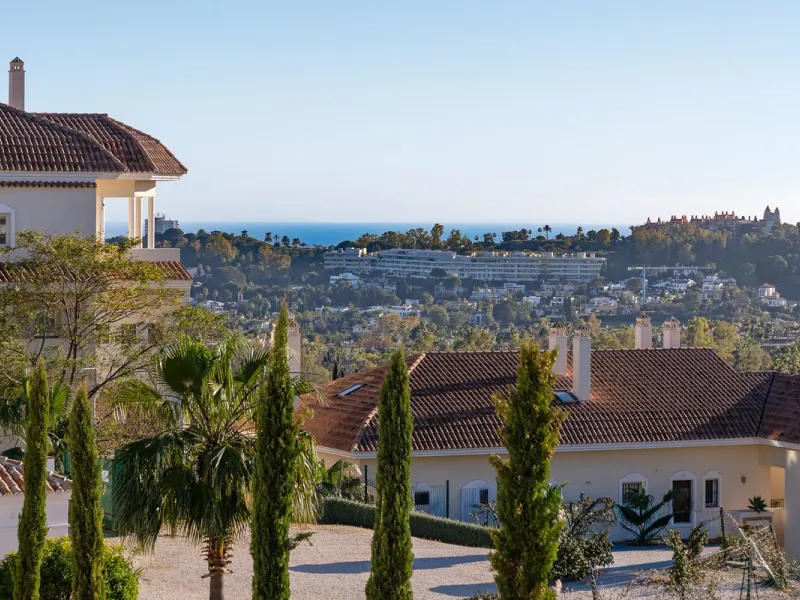 Apartment - Ground Floor Apartment в продаже в Marbella, Málaga. В доме 2 спален и 2 ванных комнат. Площадь дома 100 м²