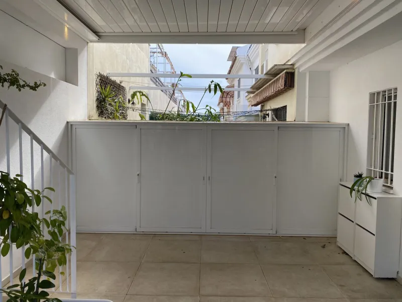 House - Townhouse в продаже в Benalmadena, Málaga. В доме 4 спален и 3 ванных комнат. Площадь дома 187 м². Площадь участка 75 м²