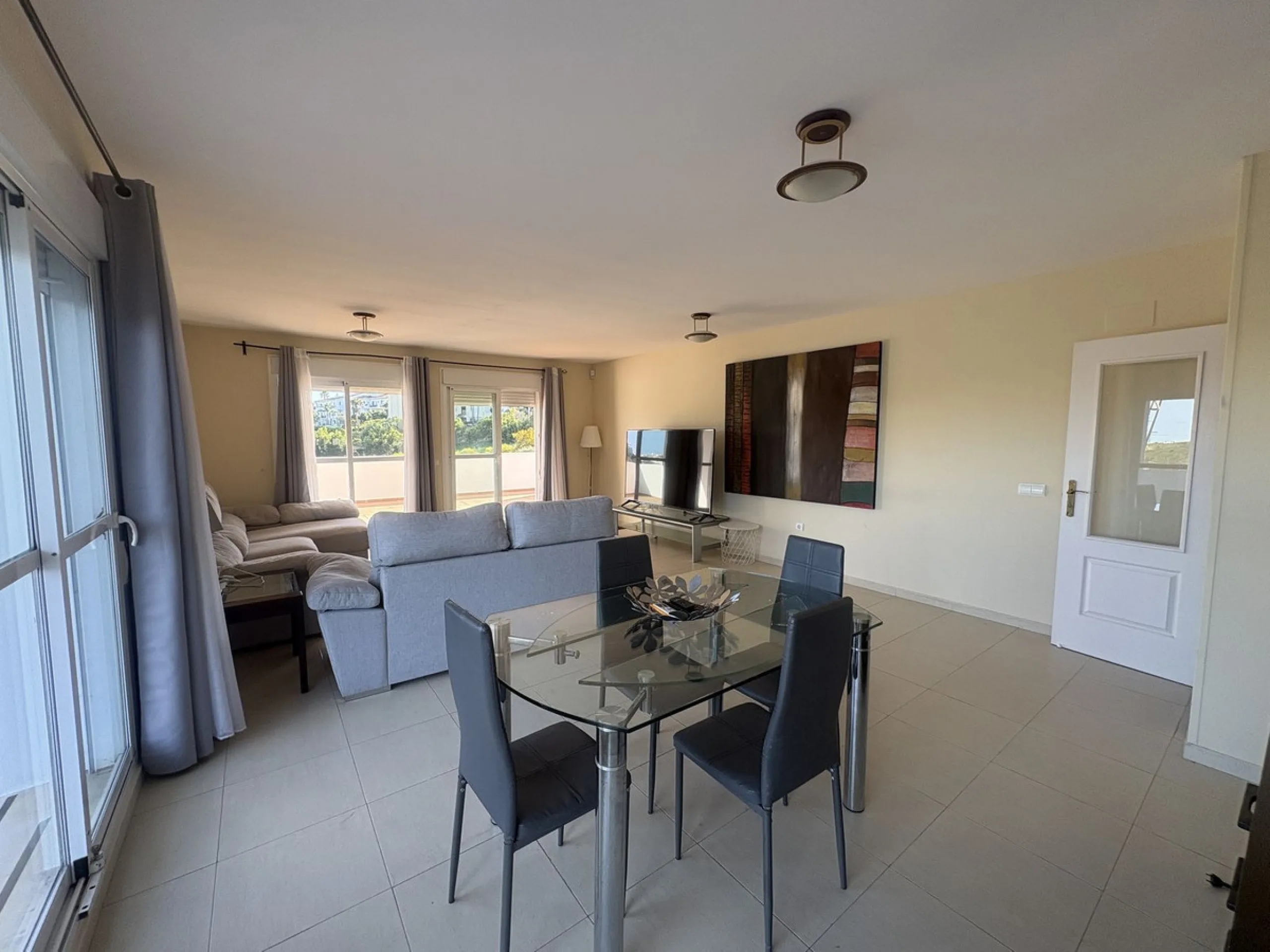 Apartment - Ground Floor Apartment в продаже в Mijas, Málaga. В доме 3 спален и 2 ванных комнат. Площадь дома 146 м²