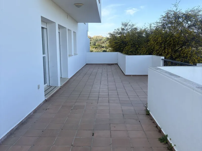 Apartment - Ground Floor Apartment в продаже в Mijas, Málaga. В доме 3 спален и 2 ванных комнат. Площадь дома 146 м²