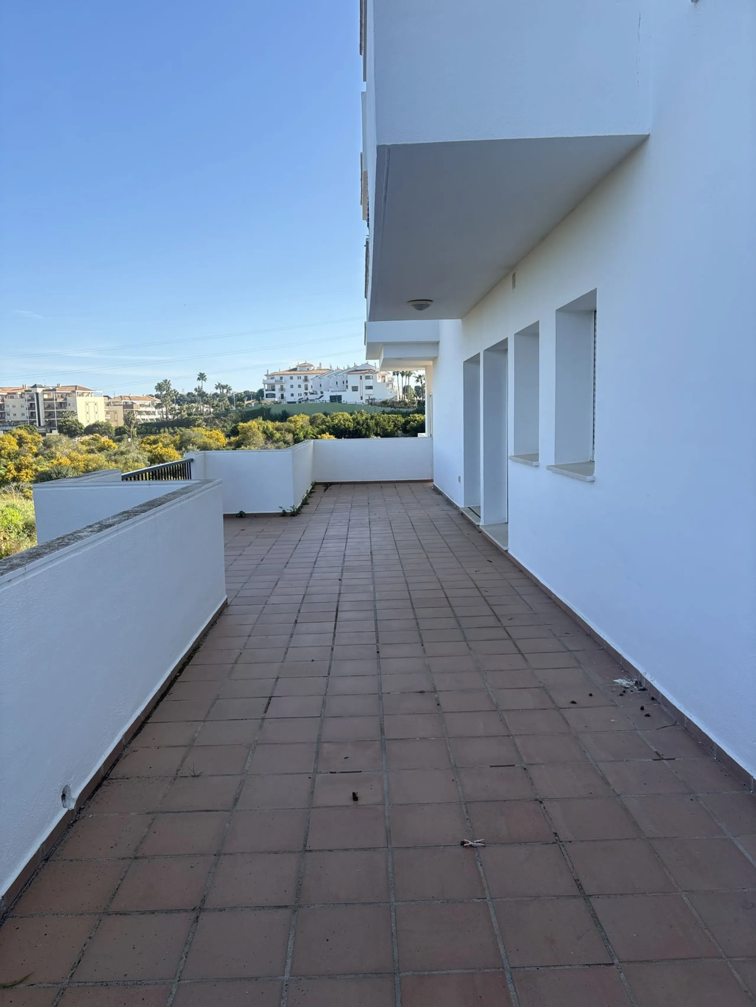 Apartment - Ground Floor Apartment в продаже в Mijas, Málaga. В доме 3 спален и 2 ванных комнат. Площадь дома 146 м²