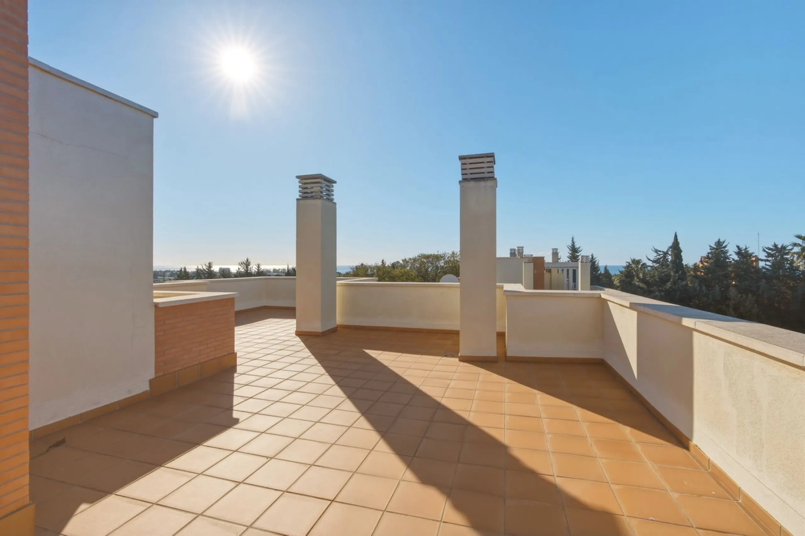 Spacious penthouse in Dunas Green, corner unit.
