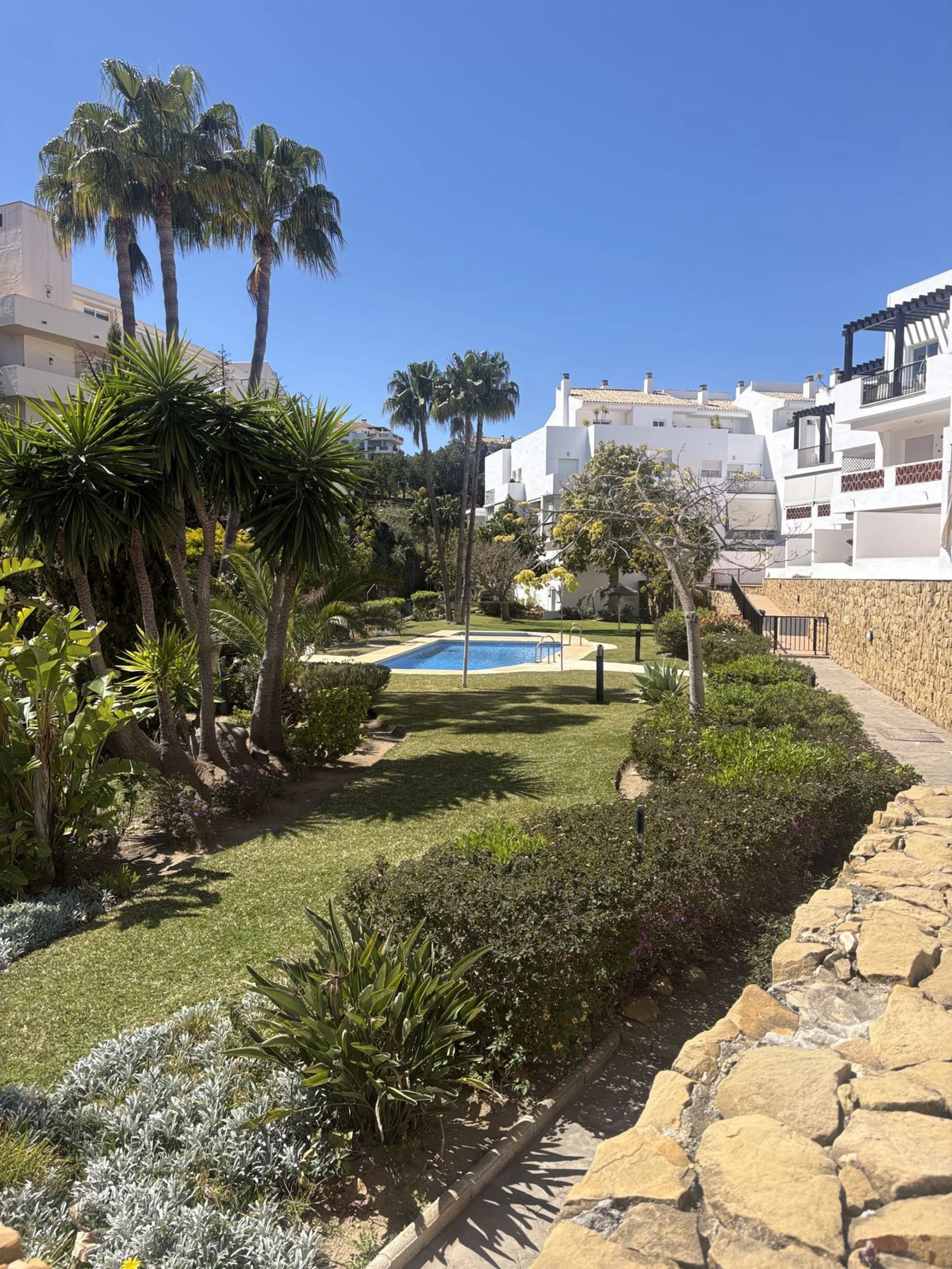 Apartment - Ground Floor Apartment в продаже в Mijas, Málaga. В доме 3 спален и 2 ванных комнат. Площадь дома 146 м²
