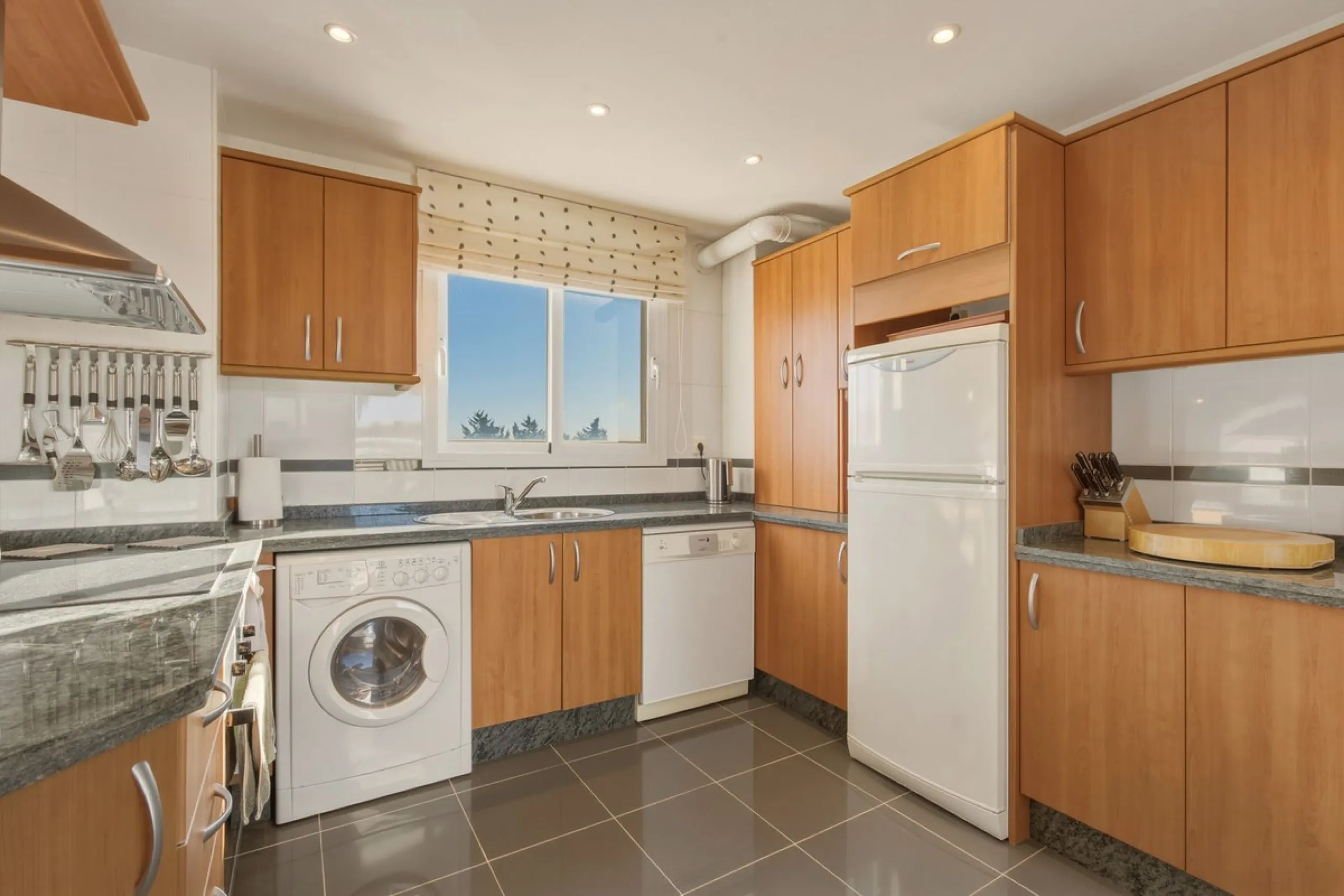 Spacious penthouse in Dunas Green, corner unit.