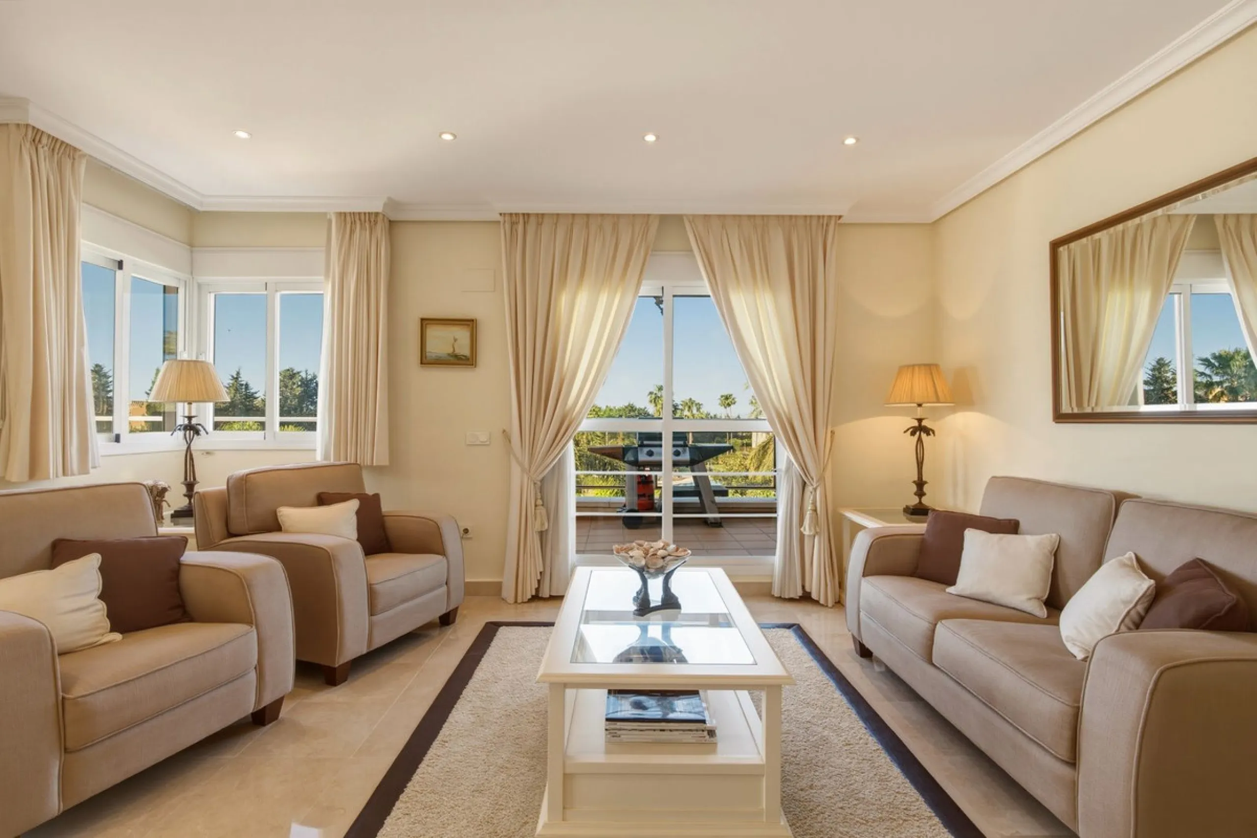 Spacious penthouse in Dunas Green, corner unit.