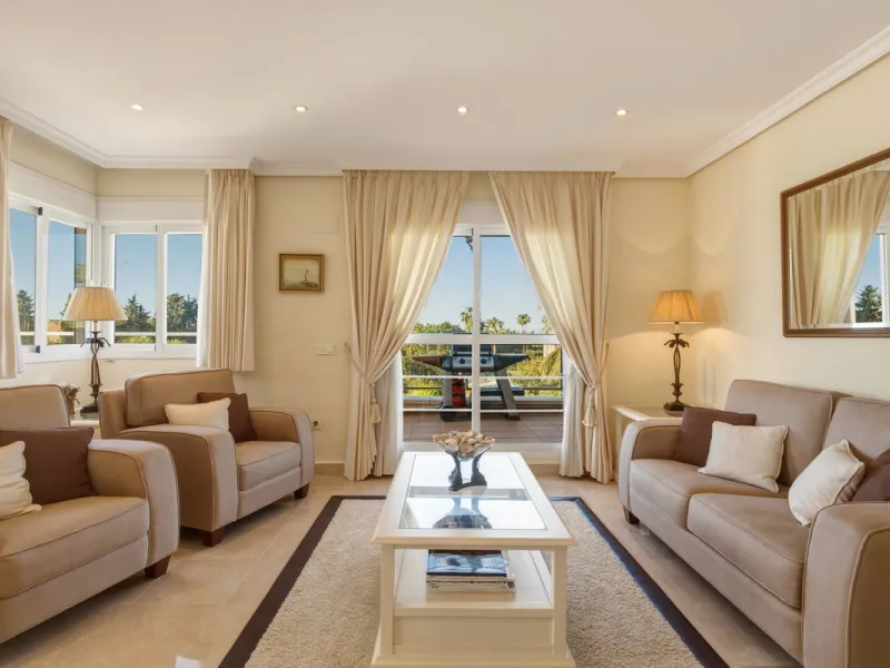Spacious penthouse in Dunas Green, corner unit.