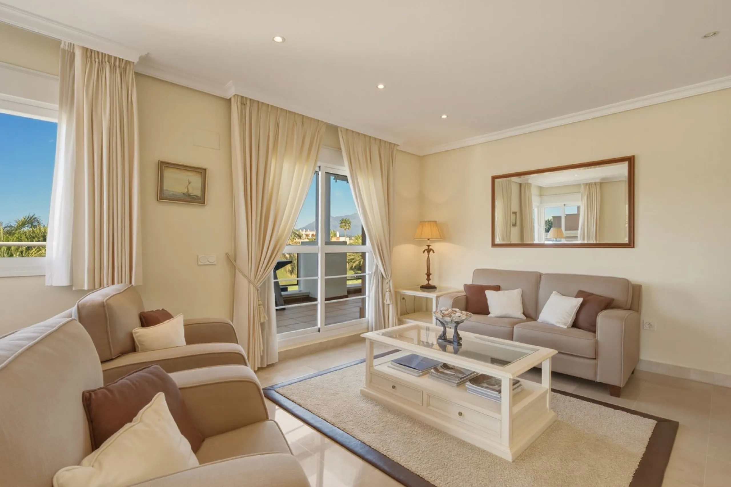 Spacious penthouse in Dunas Green, corner unit.