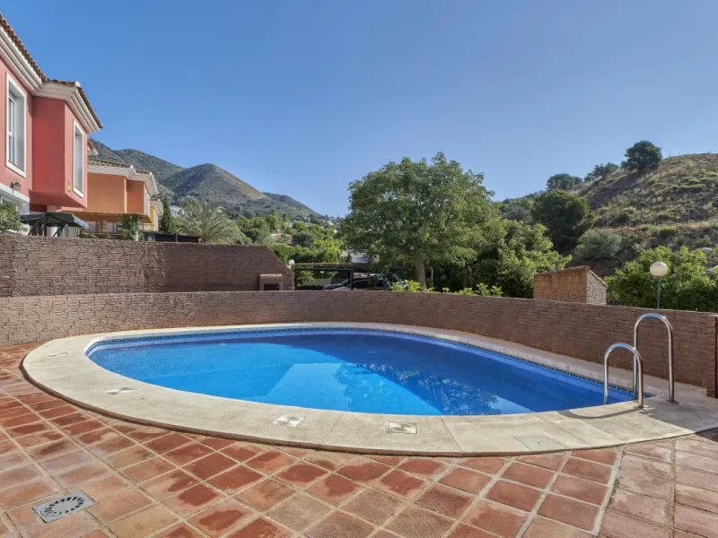 **Exclusive Corner Semi-Detached Home Just 400 Metres from the Sea**