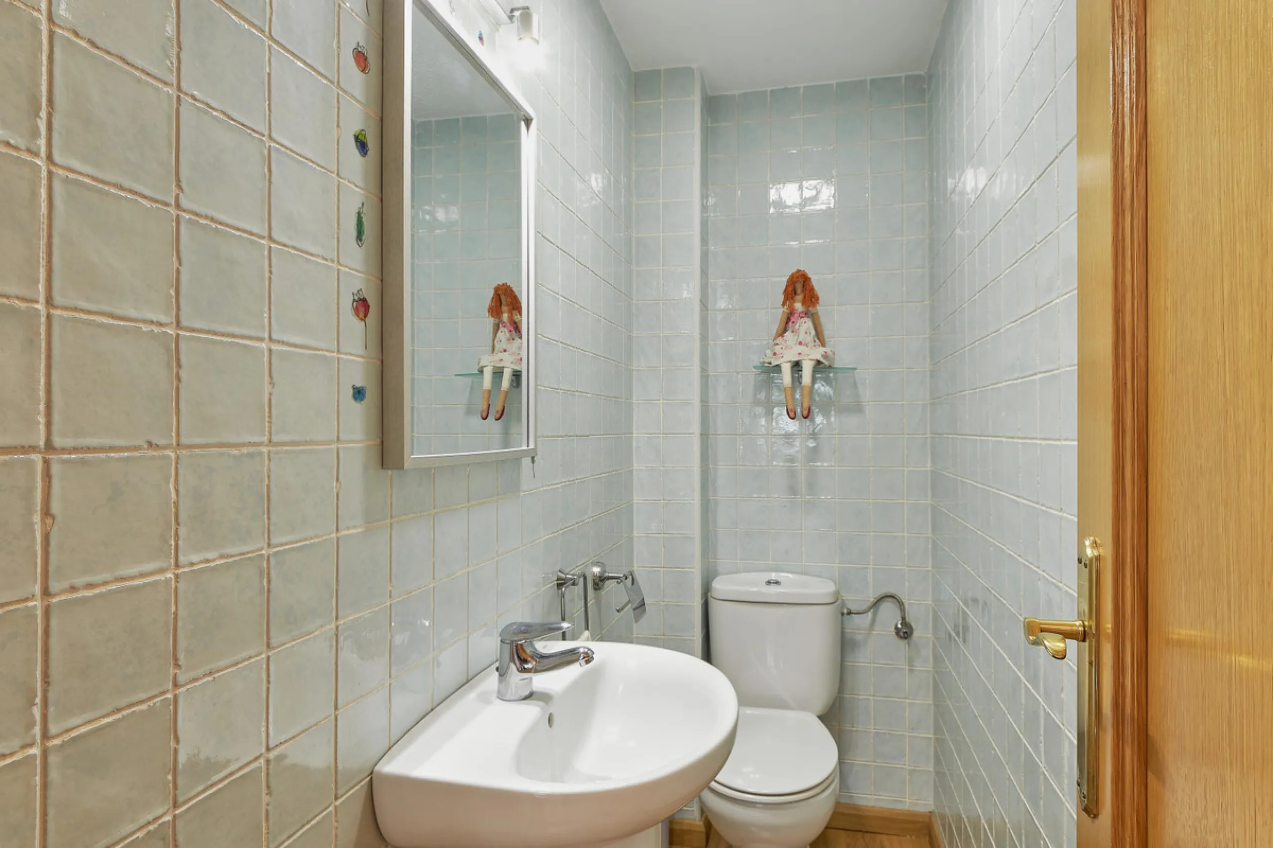 **Exclusive Corner Semi-Detached Home Just 400 Metres from the Sea**