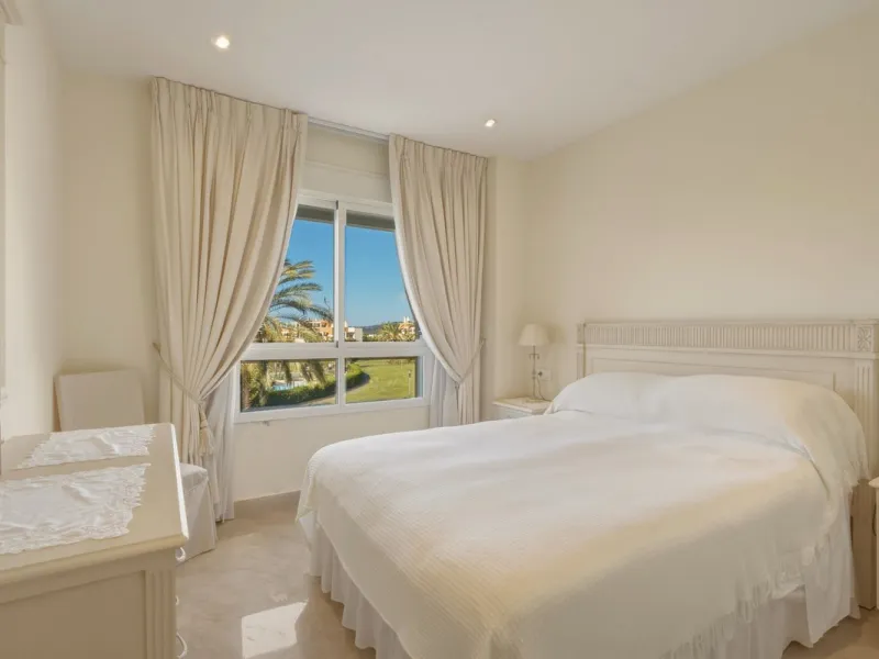 Spacious penthouse in Dunas Green, corner unit.