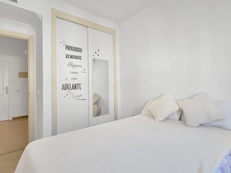Golden Mile Apartment with Sea Views in Pinos de Nagüeles